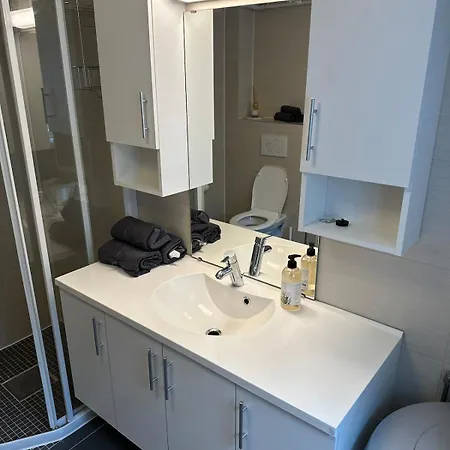 Lejlighed And Quiet, Perfect For Couples And Business Trip